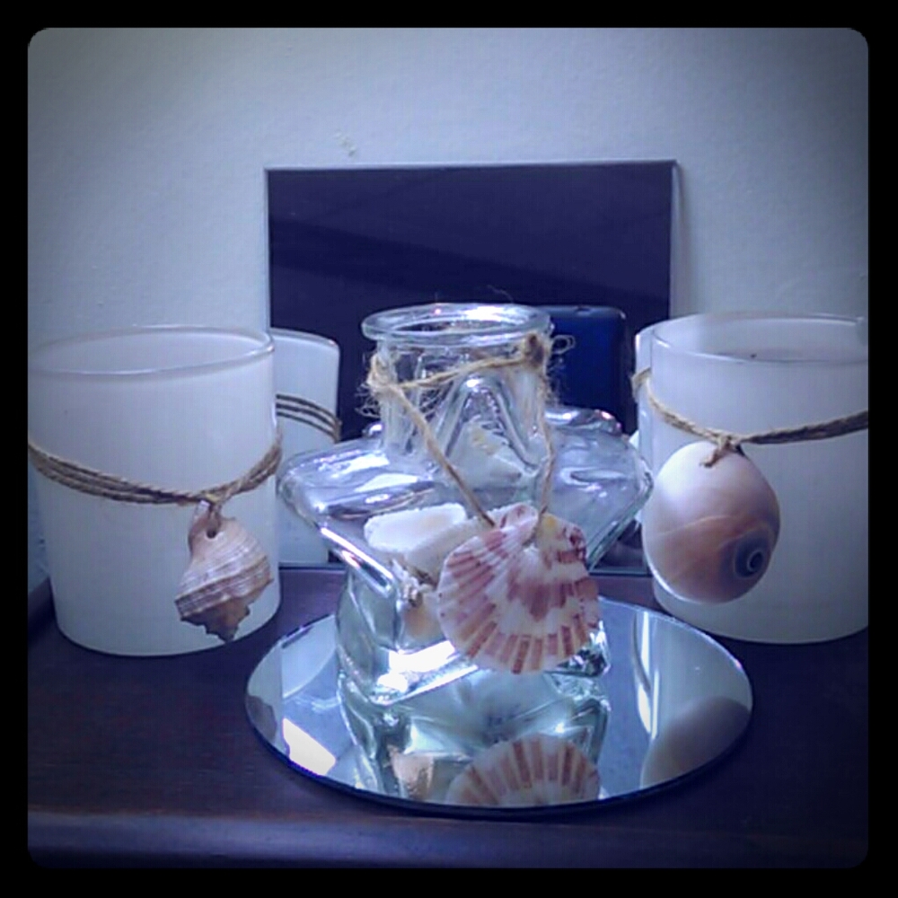 Set of 3 candle holders n small vase